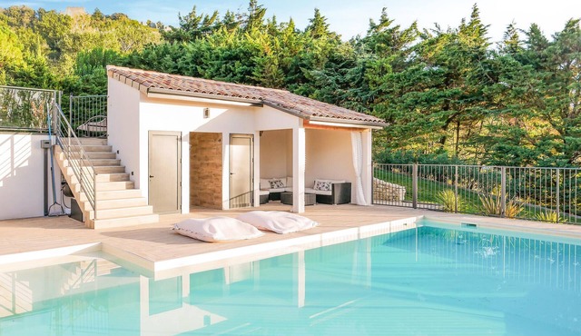 2 bedroom gorgeous home in Allan