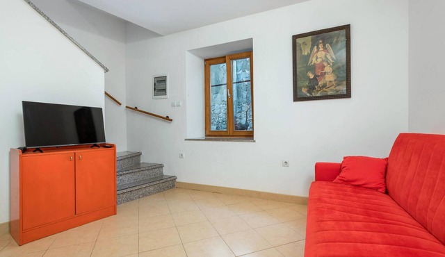 2 bedroom gorgeous home in Susak