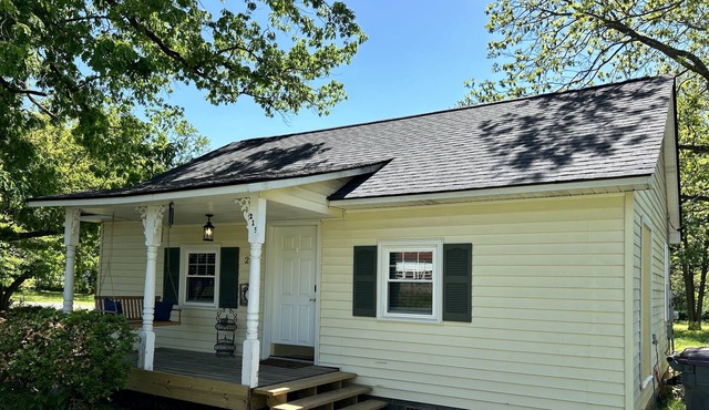 2 Bedroom Guest House in Reidsville