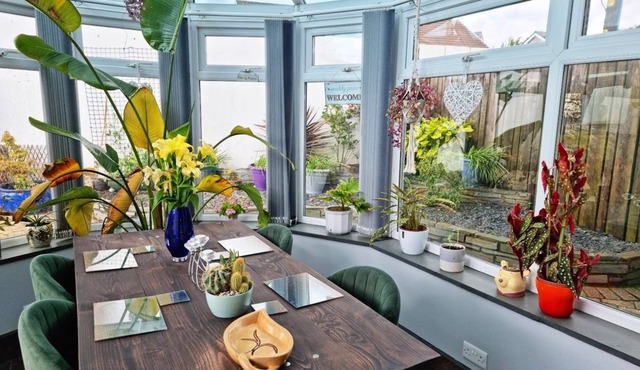 2 Bedroom Home in St Austell Bay