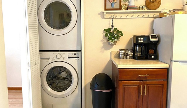 2 Bedroom Home Near St. Louis Airport