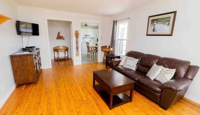 2 Bedroom House - Family getaway