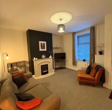 2 Bedroom House for Contractors