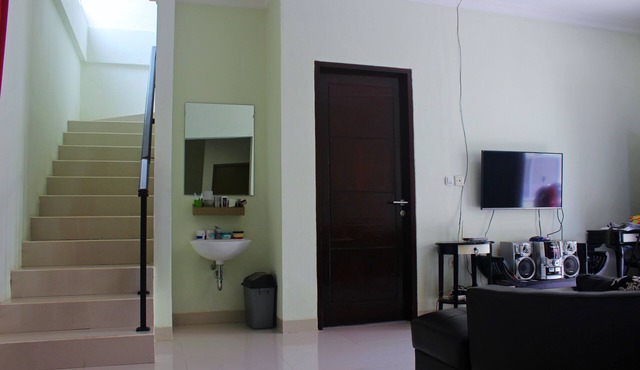 2 bedroom house for rent
