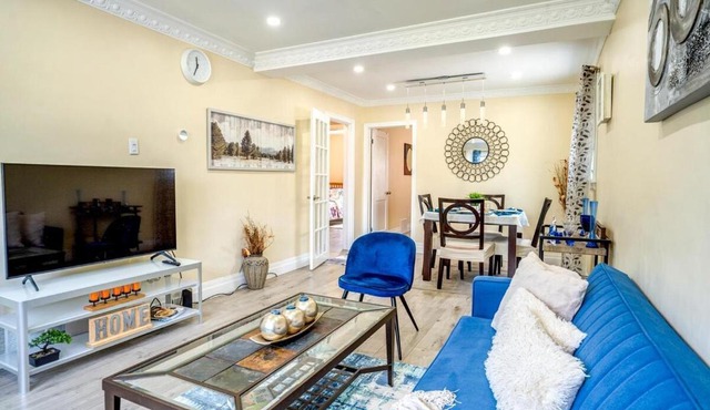 2 Bedroom house in East-York