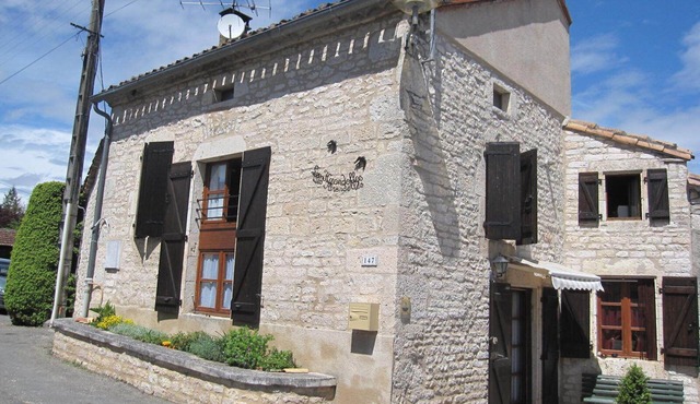 2 Bedroom House in Lalbenque