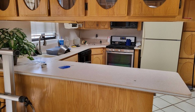 2-bedroom house in enjoyable Albuquerque with AC