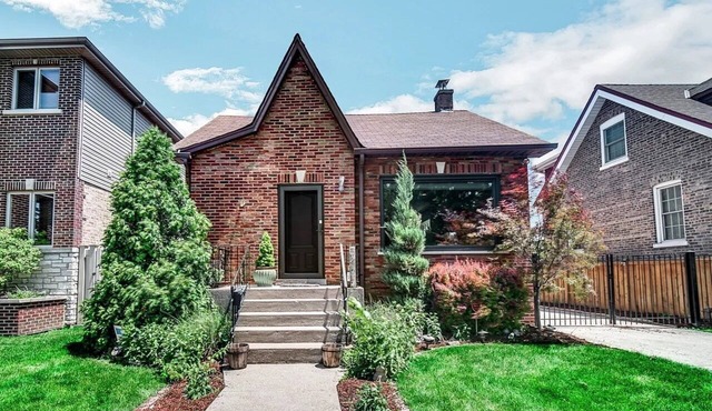 2-bedroom house on a quiet, tree-lined street with modern amenities throughout