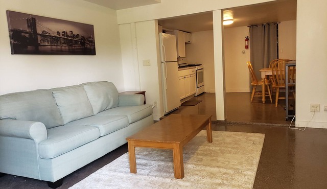 2 bedroom in convenient location. Quiet safe neighborhood close to shopping.