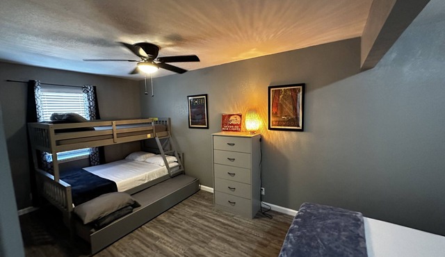 2-Bedroom in the Heart of SA