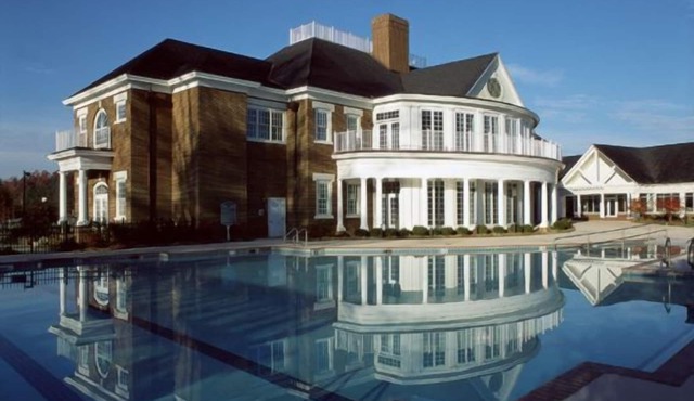 2 Bedroom Jacuzzi Suite At Vacation Village at Williamsburg - Memorial Day Week