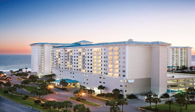 2 Bedroom Lockoff Suite on Destin Beach, Wyndham Majestic Sun!