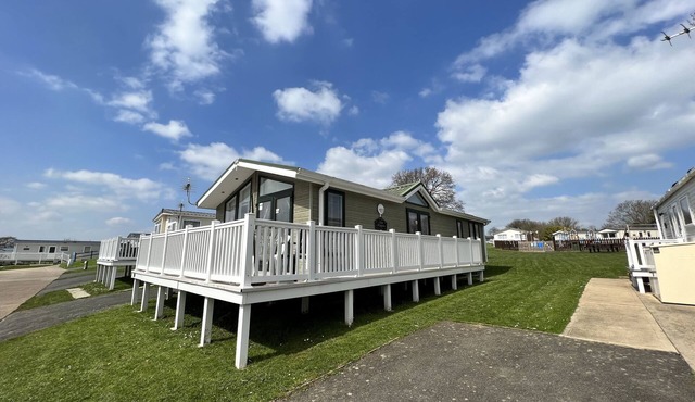 2 Bedroom Lodge TH35, Nodes Point, St Helens, Isle of Wight
