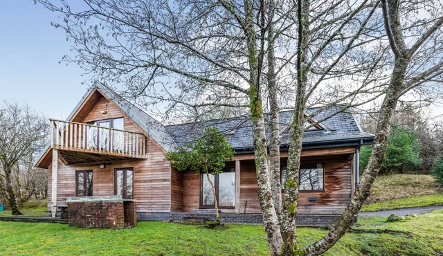 2 Bedroom Lodge With Hot Tub & Sauna , Full kitchen, Lounge, 2 Bathrooms