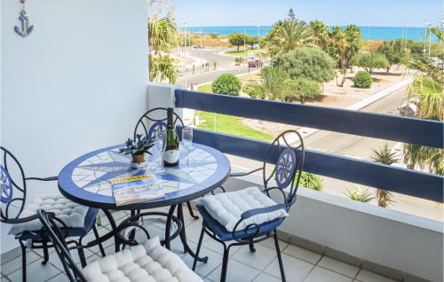 2 Bedroom Lovely Apartment In Orihuela Costa