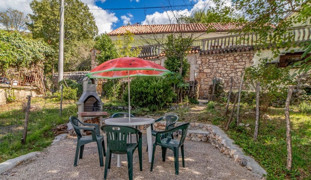 2 bedroom lovely apartment in Grizane