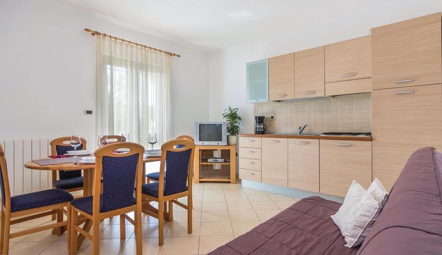 2 bedroom lovely apartment in Porec