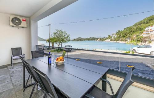 2 Bedroom Lovely Apartment In Blace