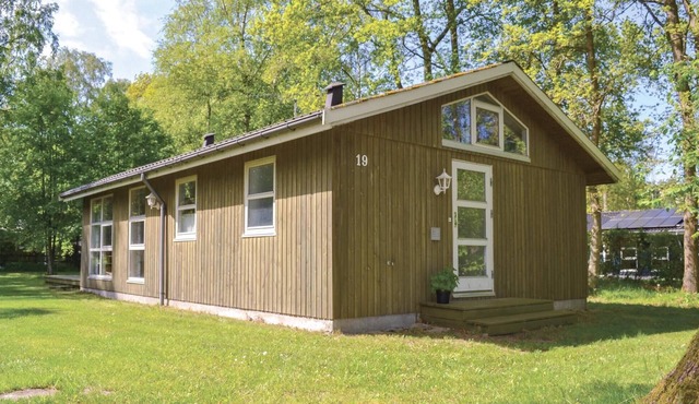 2 bedroom lovely home in Glesborg