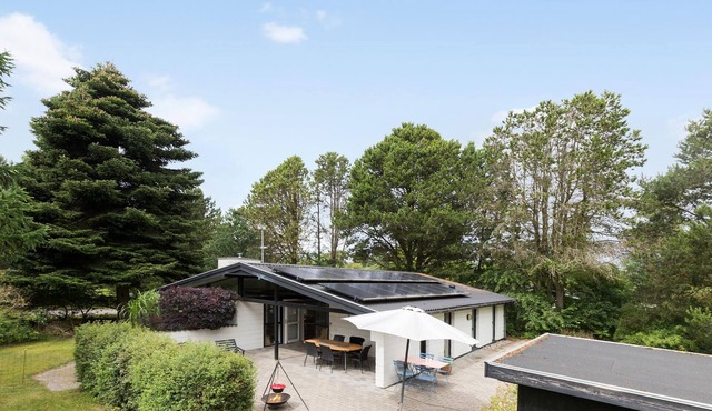 2 bedroom lovely home in Liseleje