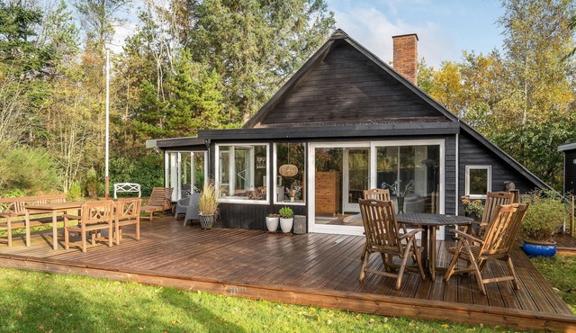 2 bedroom lovely home in Hemmet