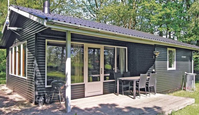 2 bedroom lovely home in Rønne