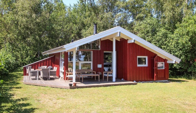 2 bedroom lovely home in Samsø