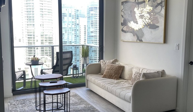2 Bedroom Luxury Apt in Downtown Fort Lauderdale