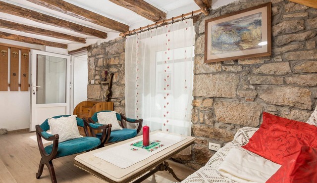 2 bedroom luxurious home in Jurdani
