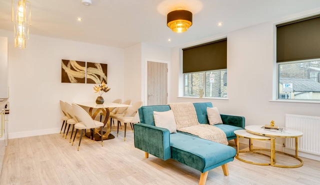 2 Bedroom Luxury Apartment