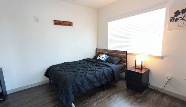 2-Bedroom Luxury Apartment in Dallas