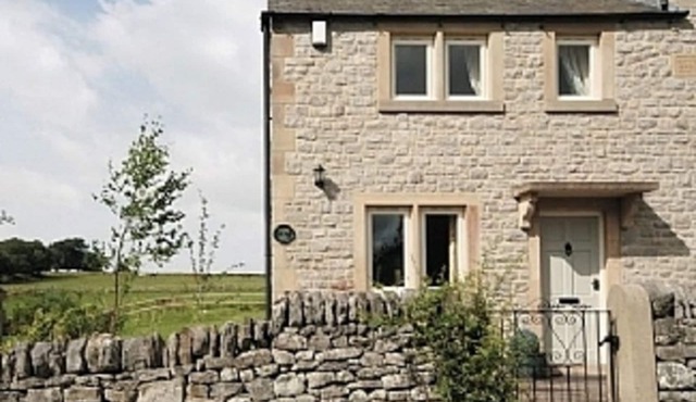 2 Bedroom Luxury Cottage close to Bakewell, in the stunning Peak District