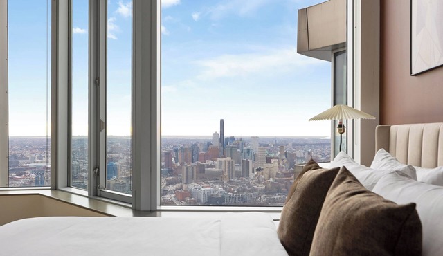 2 bedroom luxury Empire State VIEW