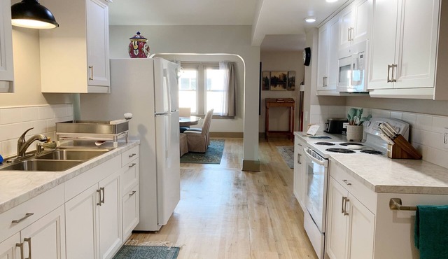 2-Bedroom Luxury Loft in the Heart of Downtown Munising