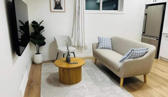 2 Bedroom Modern Comfort Calgary