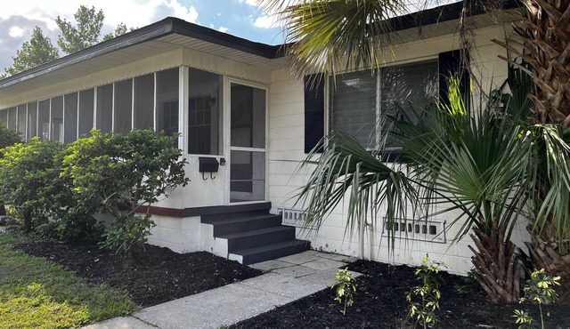 2 Bedroom Near Florida Southern