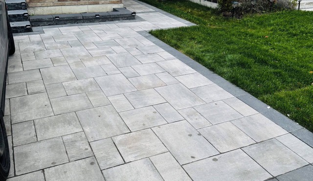 2 Bedroom newly renovated apartment