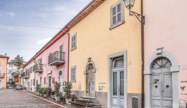 2 bedroom nice apartment in Baschi TR in Baschi TR