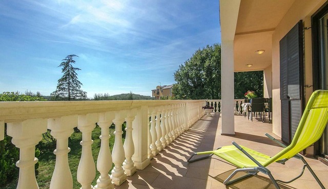 2 bedroom nice apartment in Porec