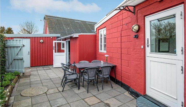 2 Bedroom Nice Apartment In Nexø