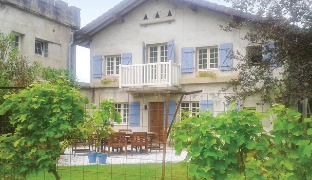 2 bedroom nice home in Charritte de Bas