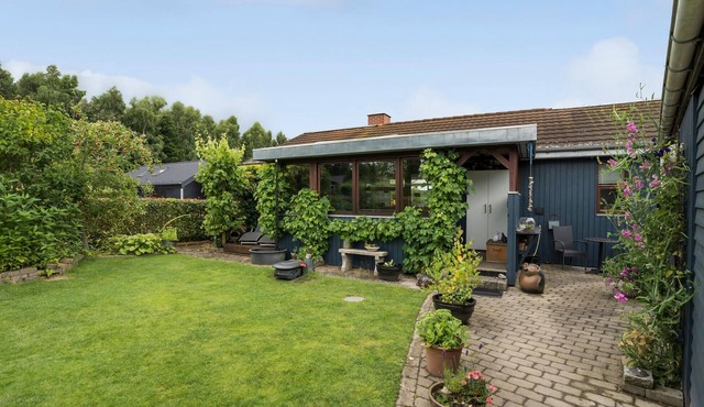 2 bedroom nice home in Juelsminde