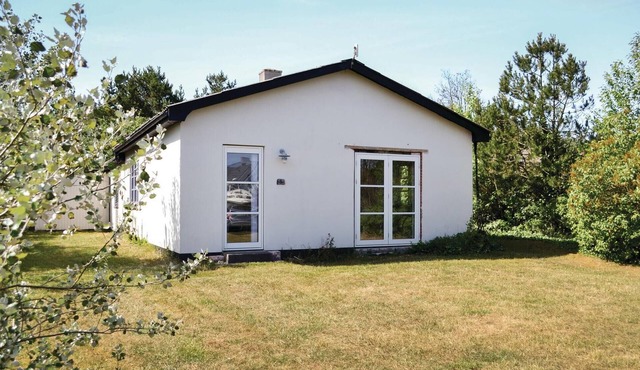 2 bedroom nice home in Nørre Nebel