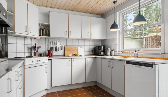 2 bedroom nice home in Ans By