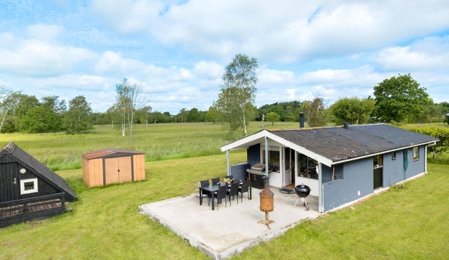 2 bedroom nice home in Hadsund
