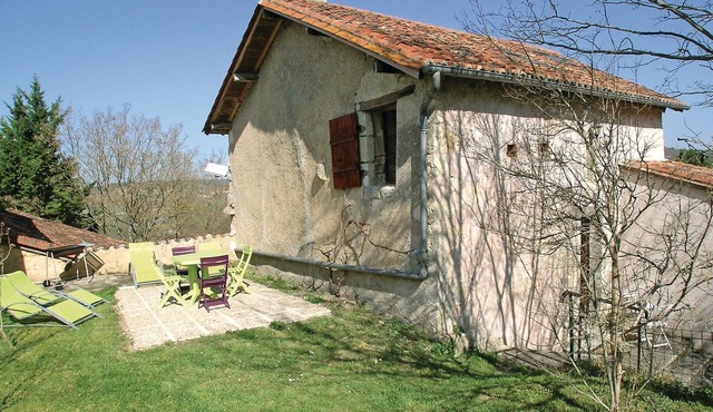 2 bedroom nice home in Grignols