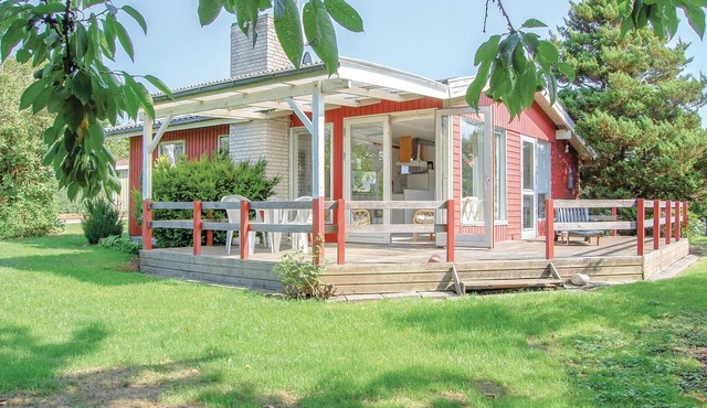 2 bedroom nice home in Hejls