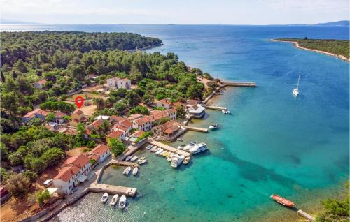 2 Bedroom Nice Home In Punta Kriza