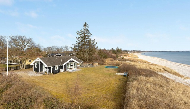 2 bedroom nice home in Odder