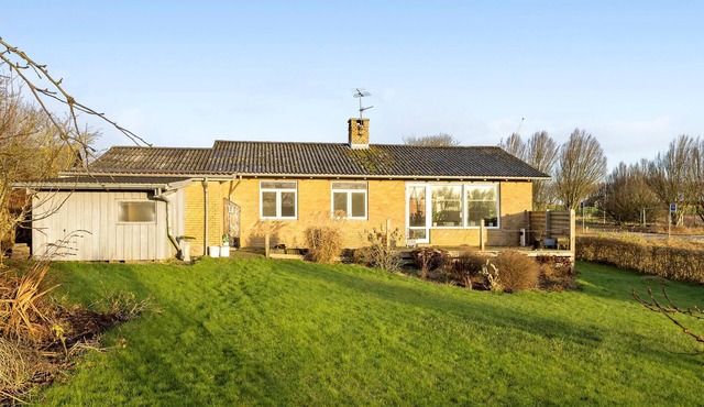 2 bedroom nice home in Roslev